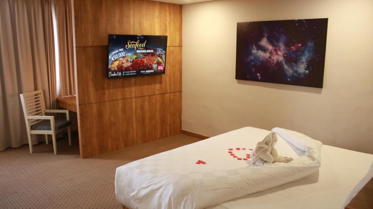 Beverly Hotel Batam Nagoya Exteriér fotografie