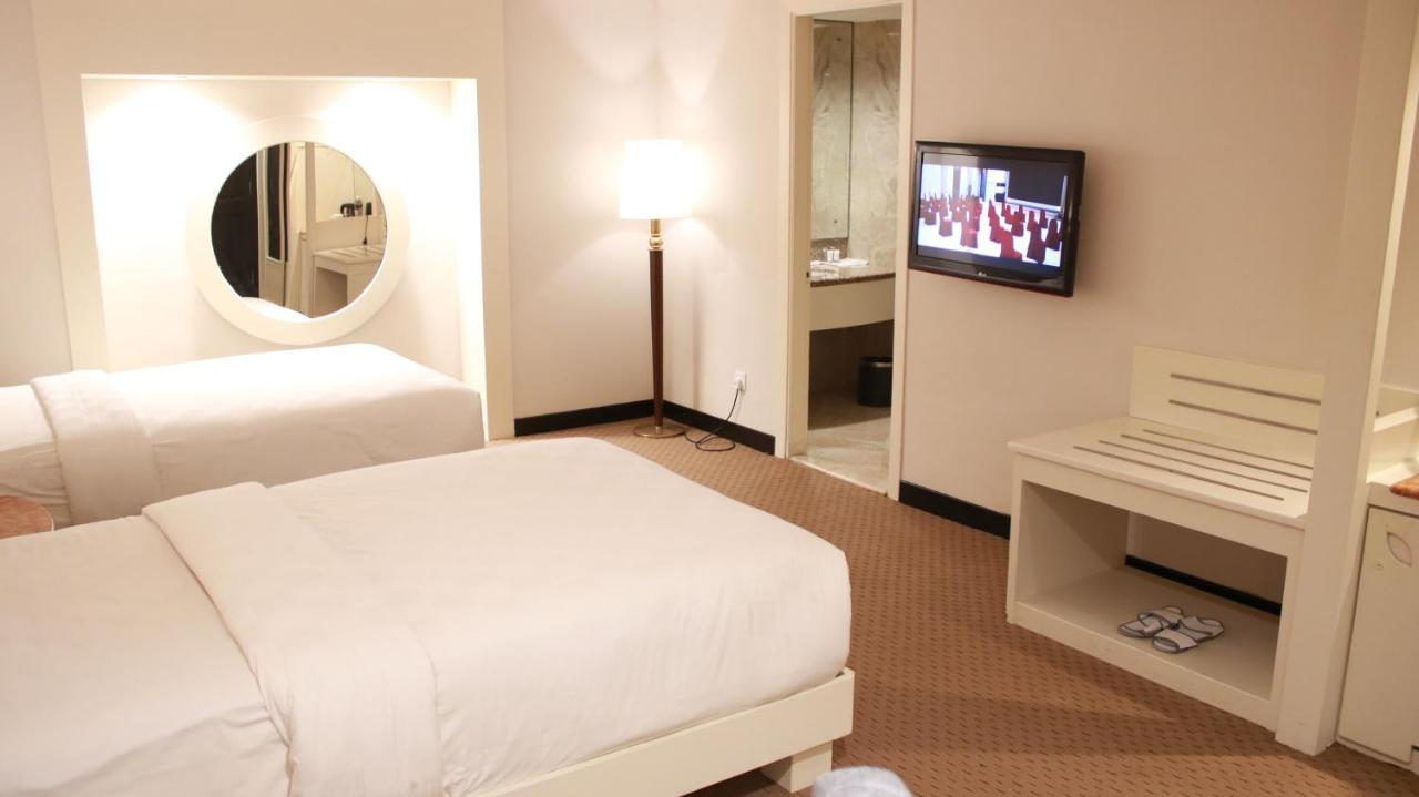 Beverly Hotel Batam Nagoya Exteriér fotografie