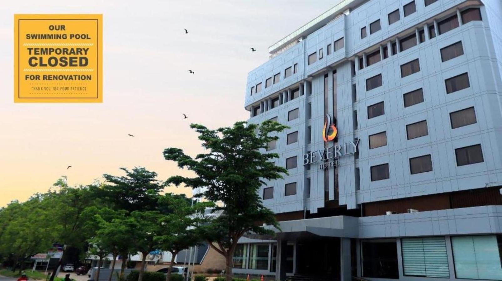 Beverly Hotel Batam Nagoya Exteriér fotografie