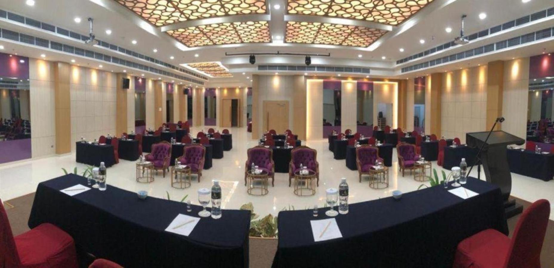 Beverly Hotel Batam Nagoya Exteriér fotografie